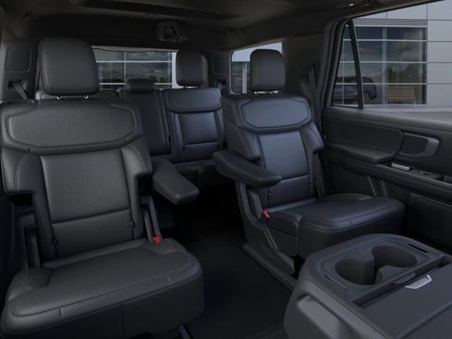 New 2025 Ford Expedition Platinum image 11