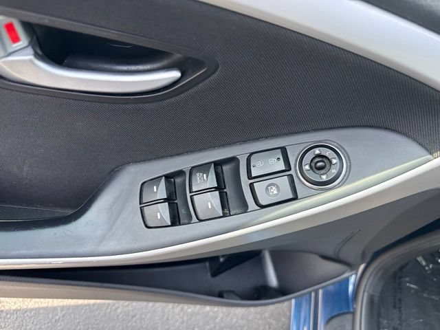Used 2016 Hyundai Elantra GT FWD image 14