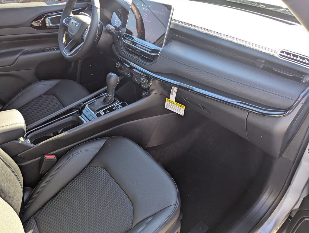New 2026 Jeep Compass Latitude AWD/4WD image 33