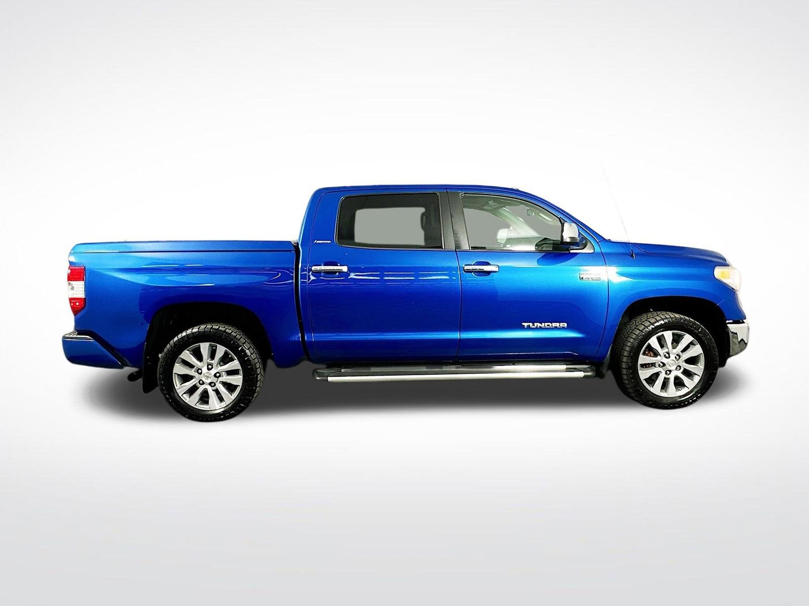 Used 2016 Toyota Tundra Limited w/ Limited Premium Package image 9