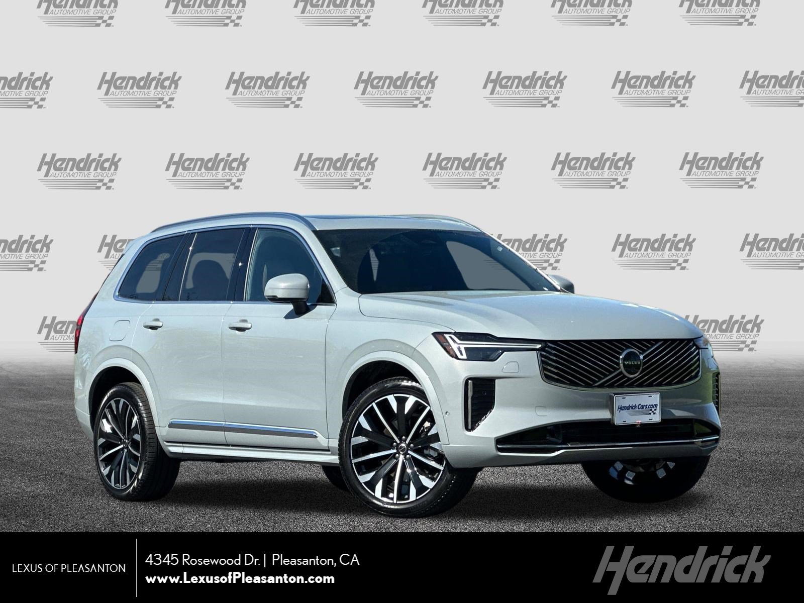 Used 2026 Volvo XC90 B6 Plus w/ Protection Package image 1