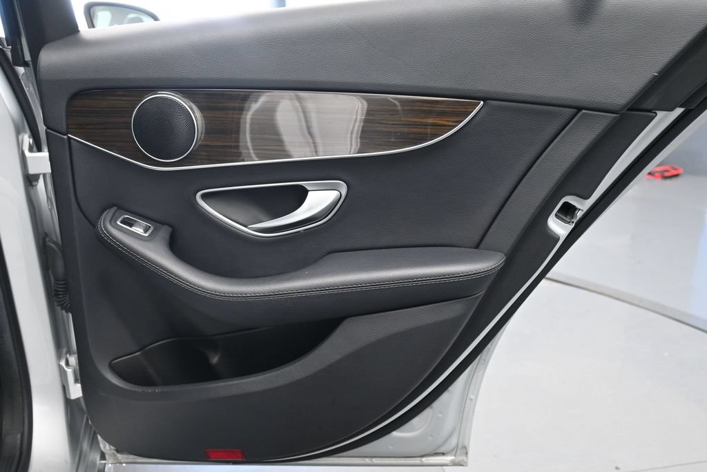 Used 2018 Mercedes-Benz C 300 4MATIC Sedan image 22