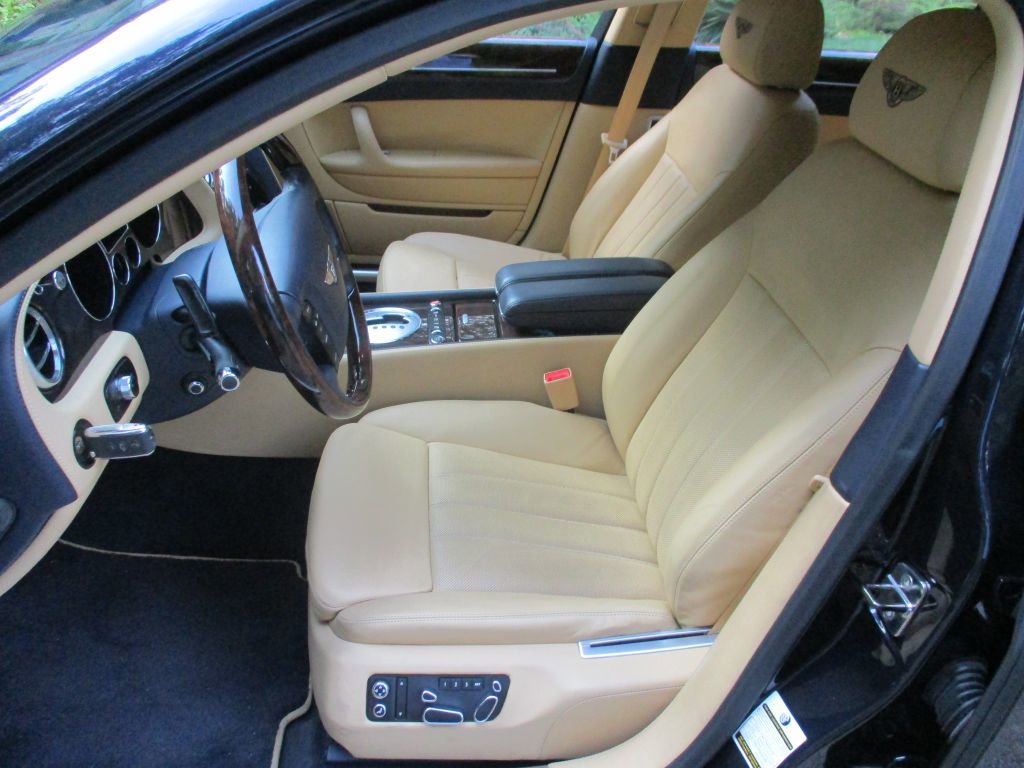 Used 2012 Bentley Flying Spur Flying Spur image 24