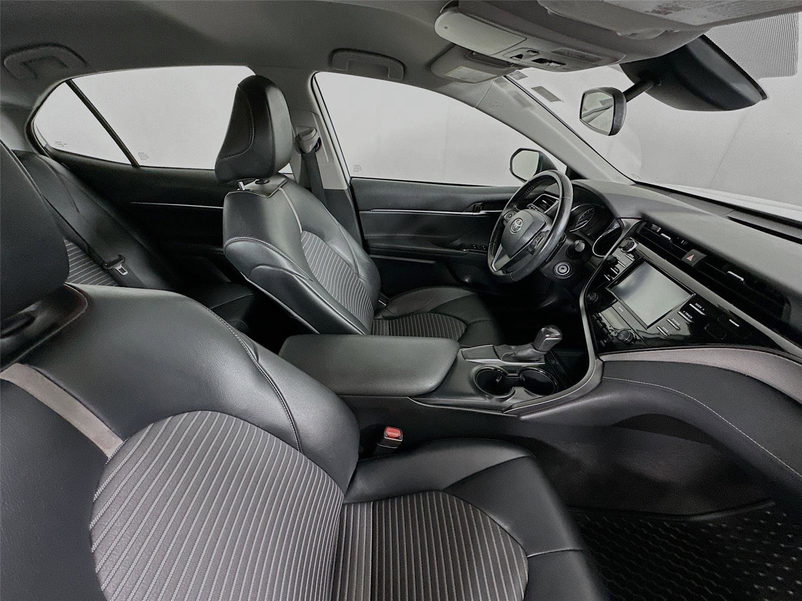 Certified 2020 Toyota Camry SE FWD image 26