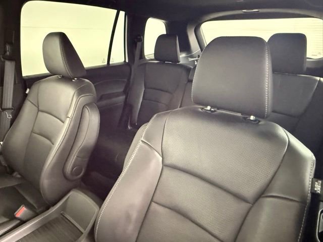 Used 2023 Honda Passport EX-L image 31