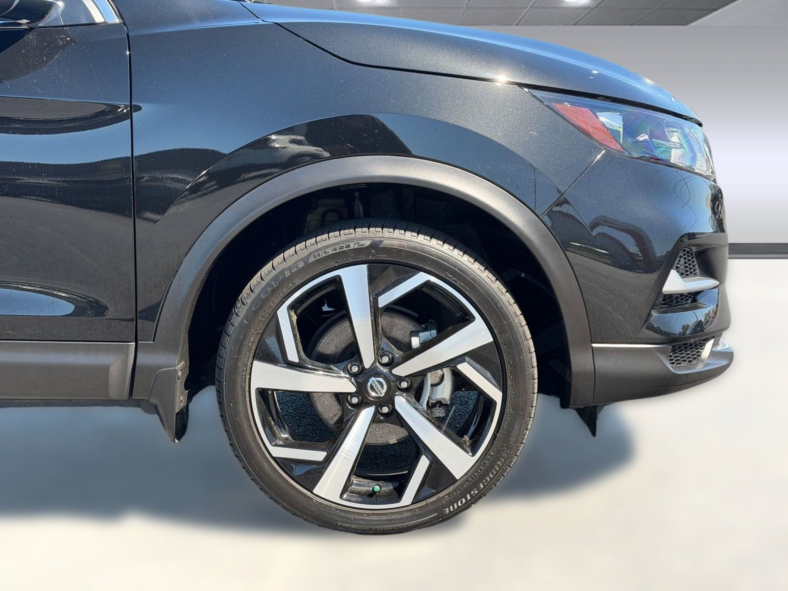 Certified 2022 Nissan Rogue Sport SL image 11