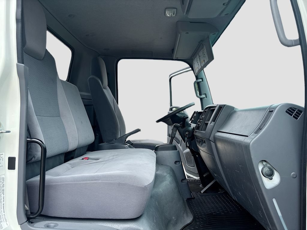 Used 2019 Isuzu NQR RWD image 24
