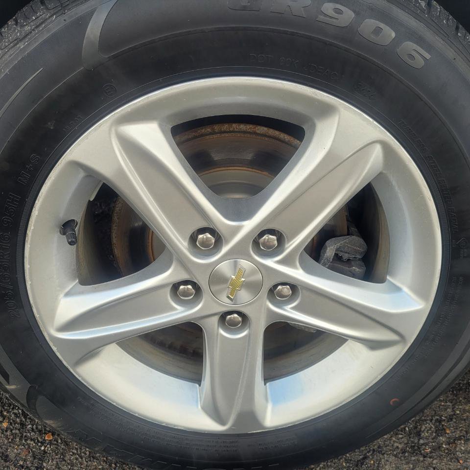 Used 2020 Chevrolet Malibu LS image 37