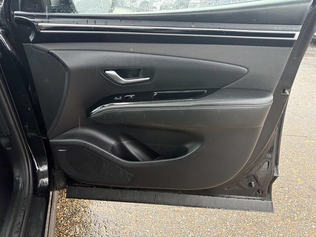 Used 2023 Hyundai Tucson Limited FWD image 18