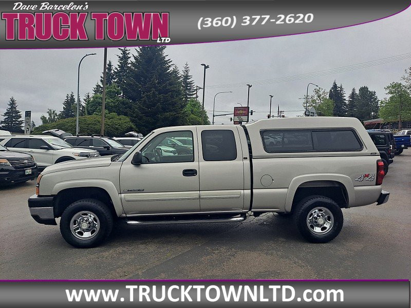 Used 2006 Chevrolet Silverado 2500 LT AWD/4WD image 2