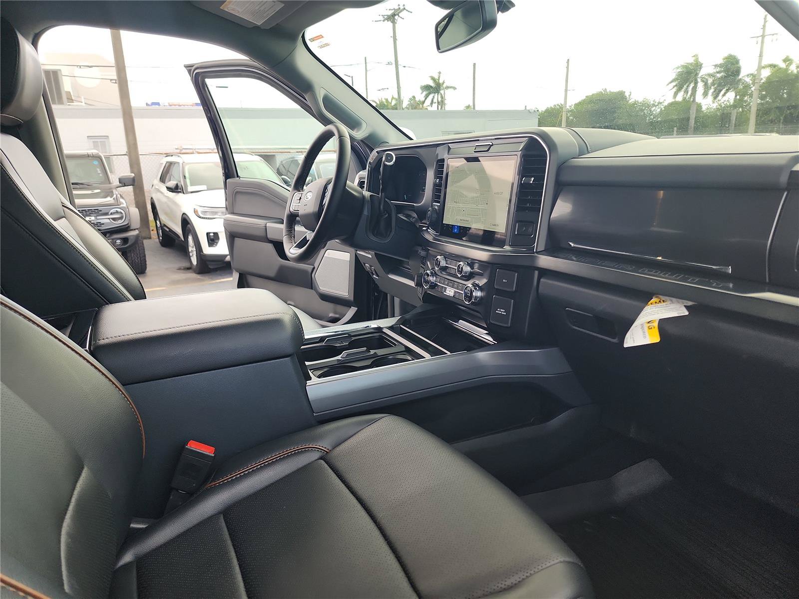 Used 2025 Ford F250 Lariat w/ Lariat Ultimate Package AWD/4WD image 26