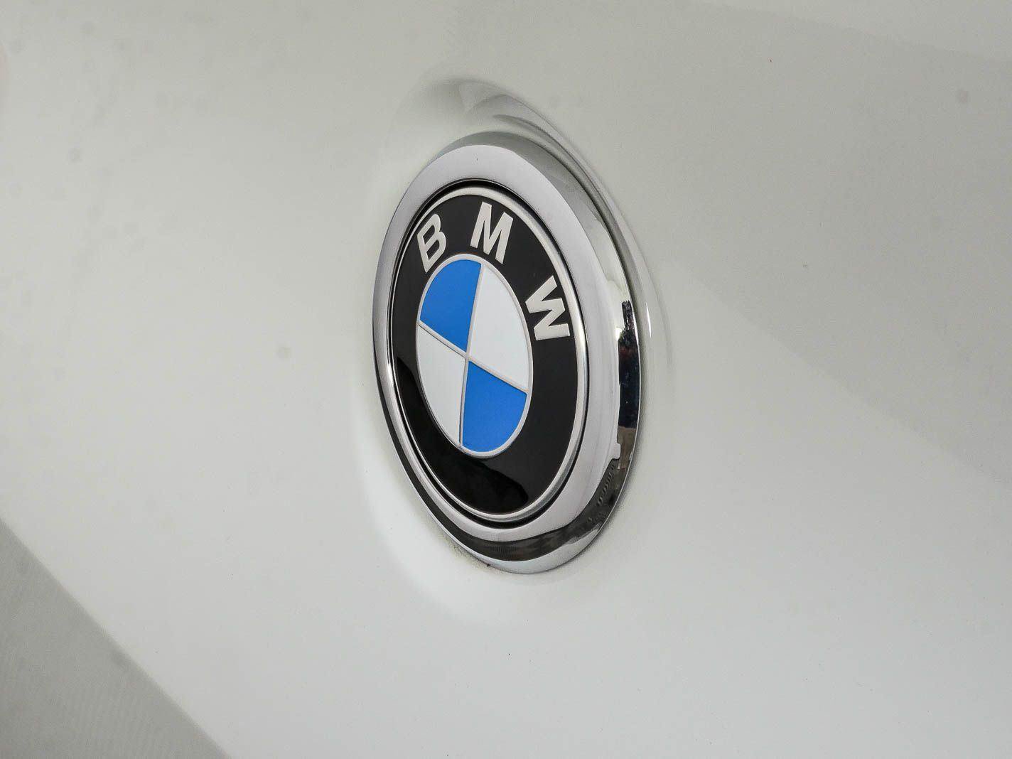 Used 2025 BMW X4 xDrive30i AWD/4WD image 37