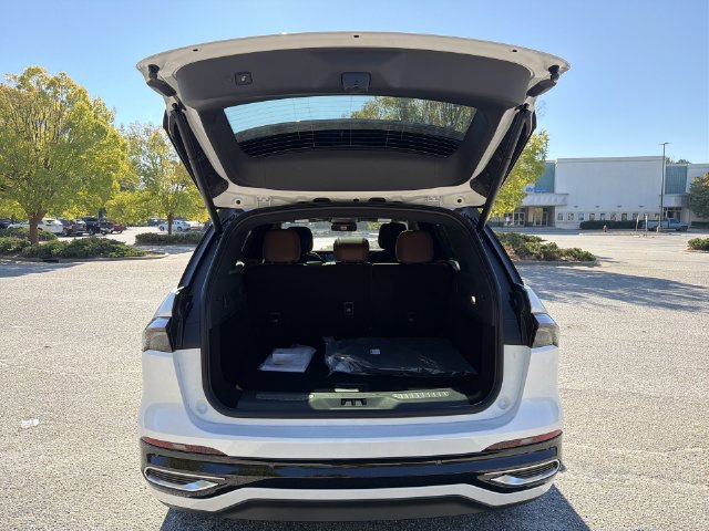 New 2026 Lincoln Nautilus Reserve AWD/4WD image 25
