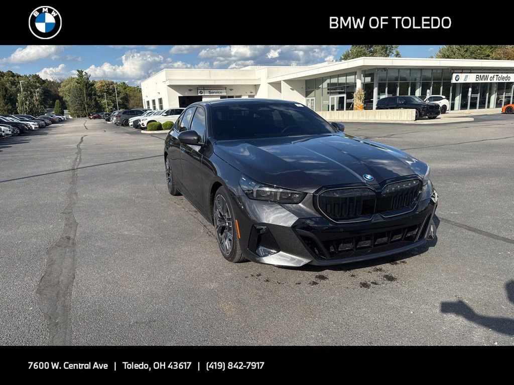 Used 2026 BMW 550e xDrive w/ Premium Package