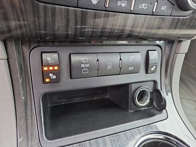 Used 2014 Chevrolet Traverse LT image 14