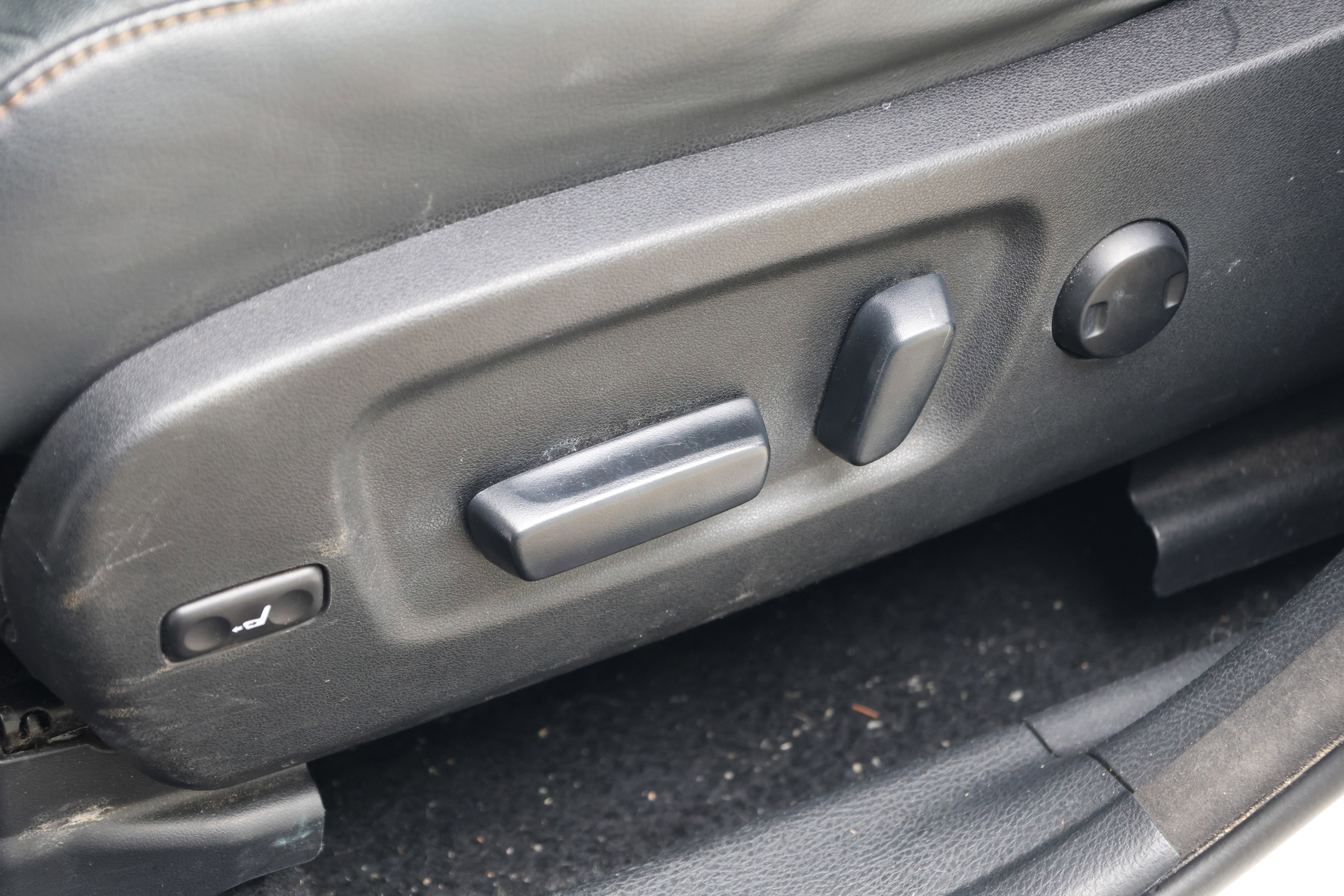 Used 2014 Toyota Highlander XLE image 33