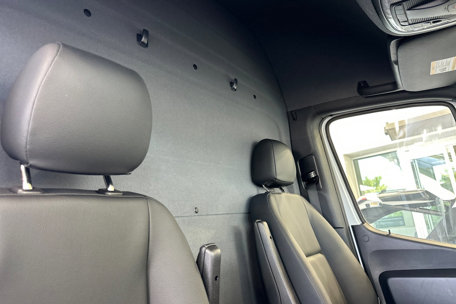 New 2024 Mercedes-Benz eSprinter 170 Cargo image 16
