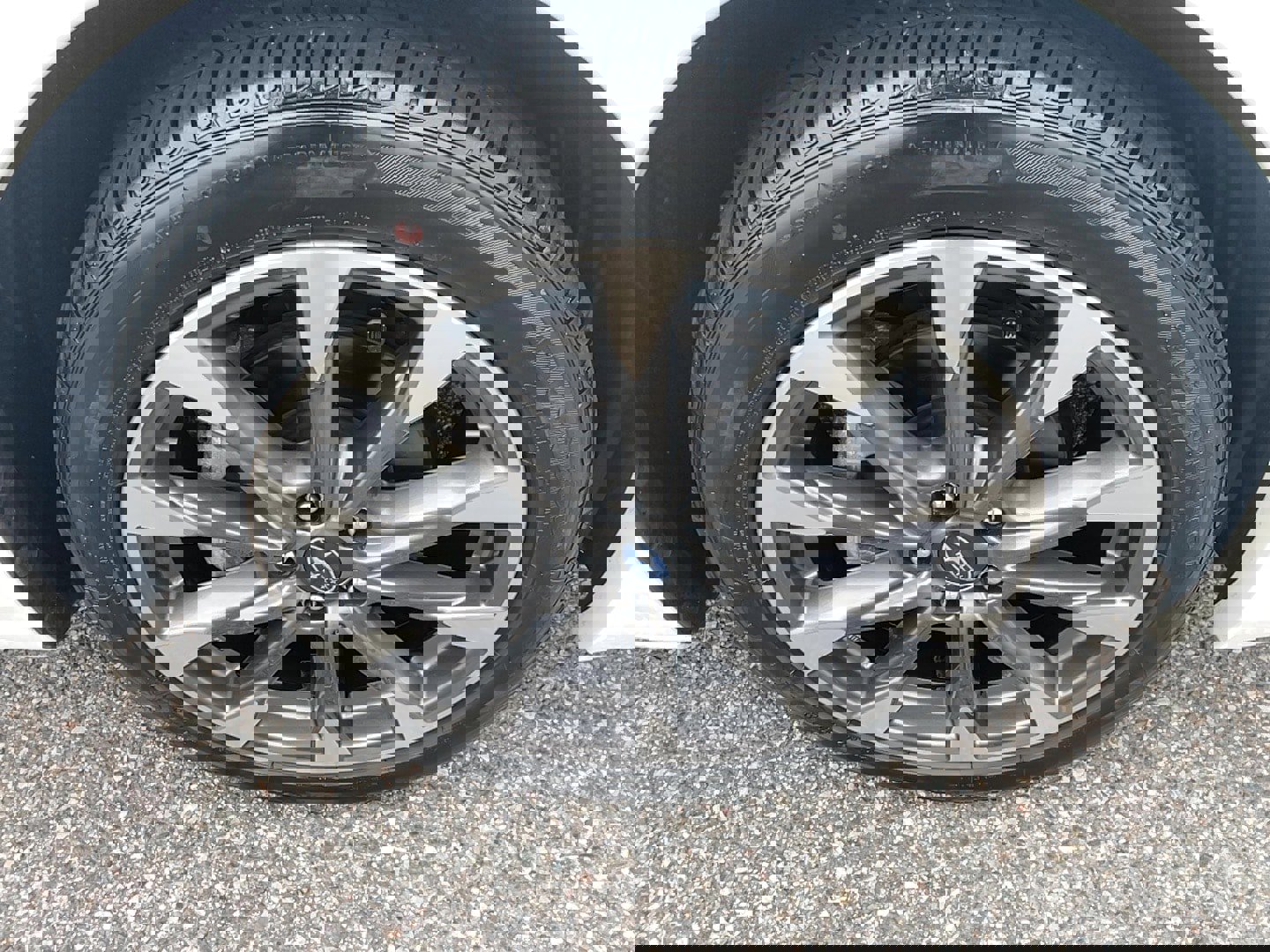 Used 2023 Subaru Impreza 2.0i Limited image 5