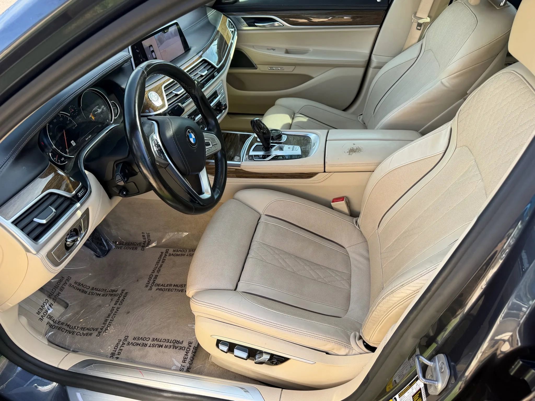 Used 2017 BMW 740i RWD image 28