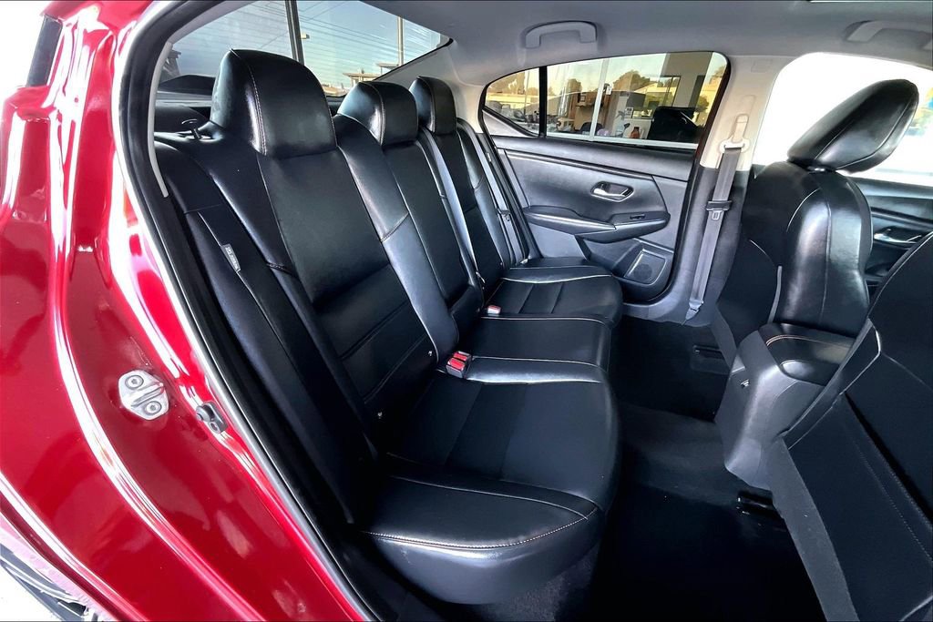 Used 2023 Nissan Sentra SR w/ SR Premium Package image 25