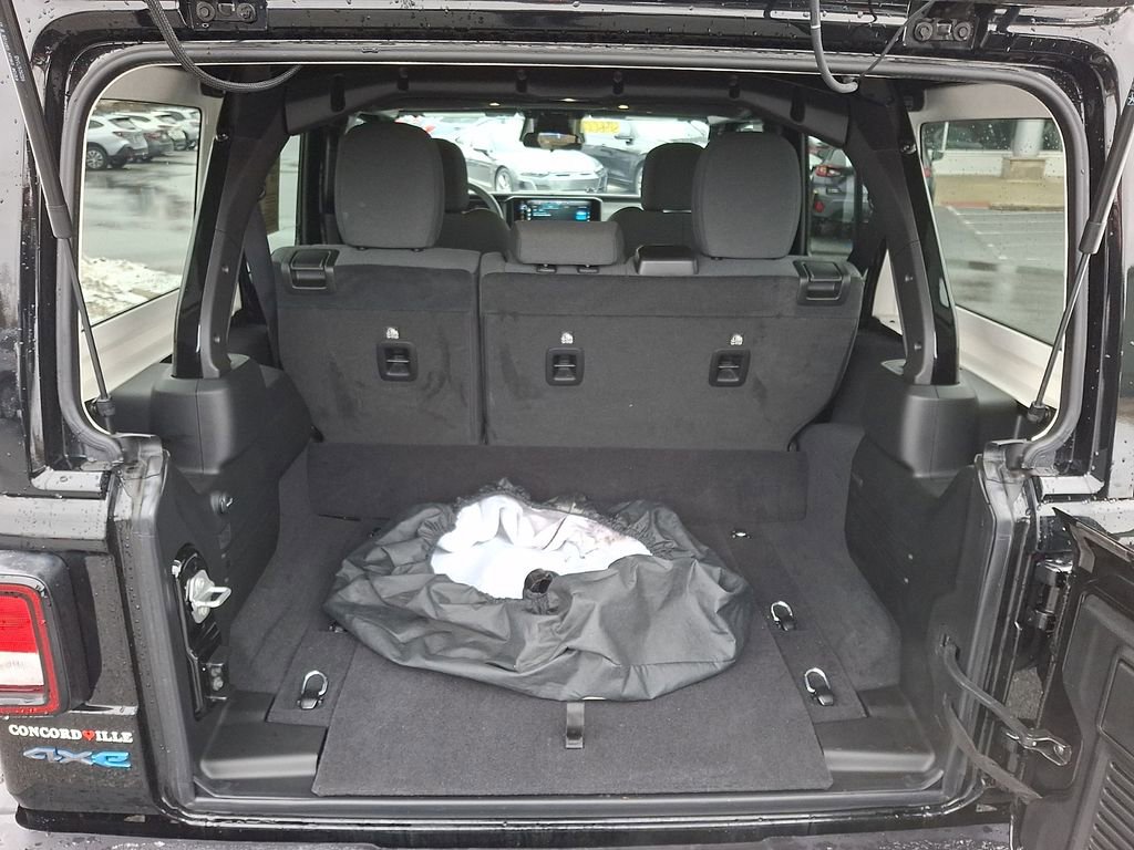 Used 2025 Jeep Wrangler Unlimited Sport S 4xe image 28