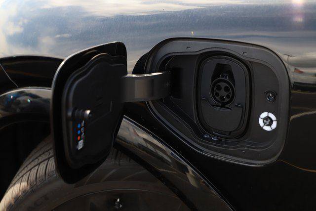 New 2025 Ford Mustang Mach-E GT image 4