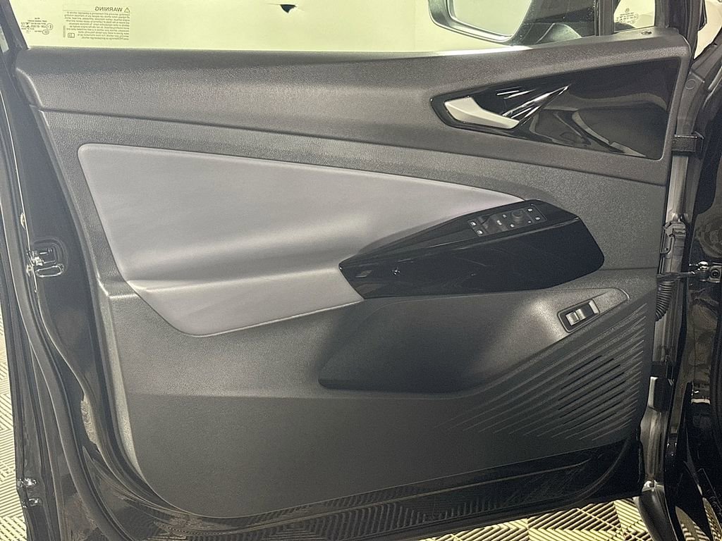 Used 2021 Volkswagen ID.4 Pro S image 11