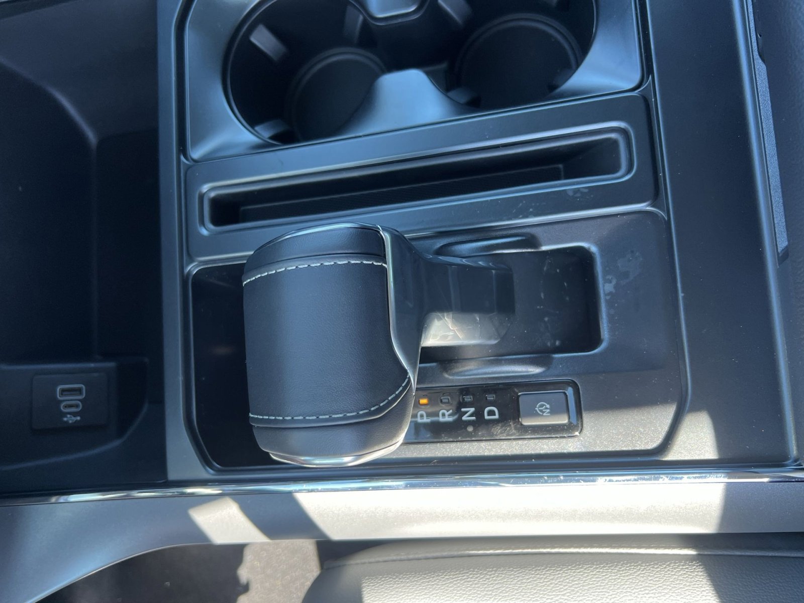 New 2025 Ford F150 Lightning Flash AWD/4WD image 22