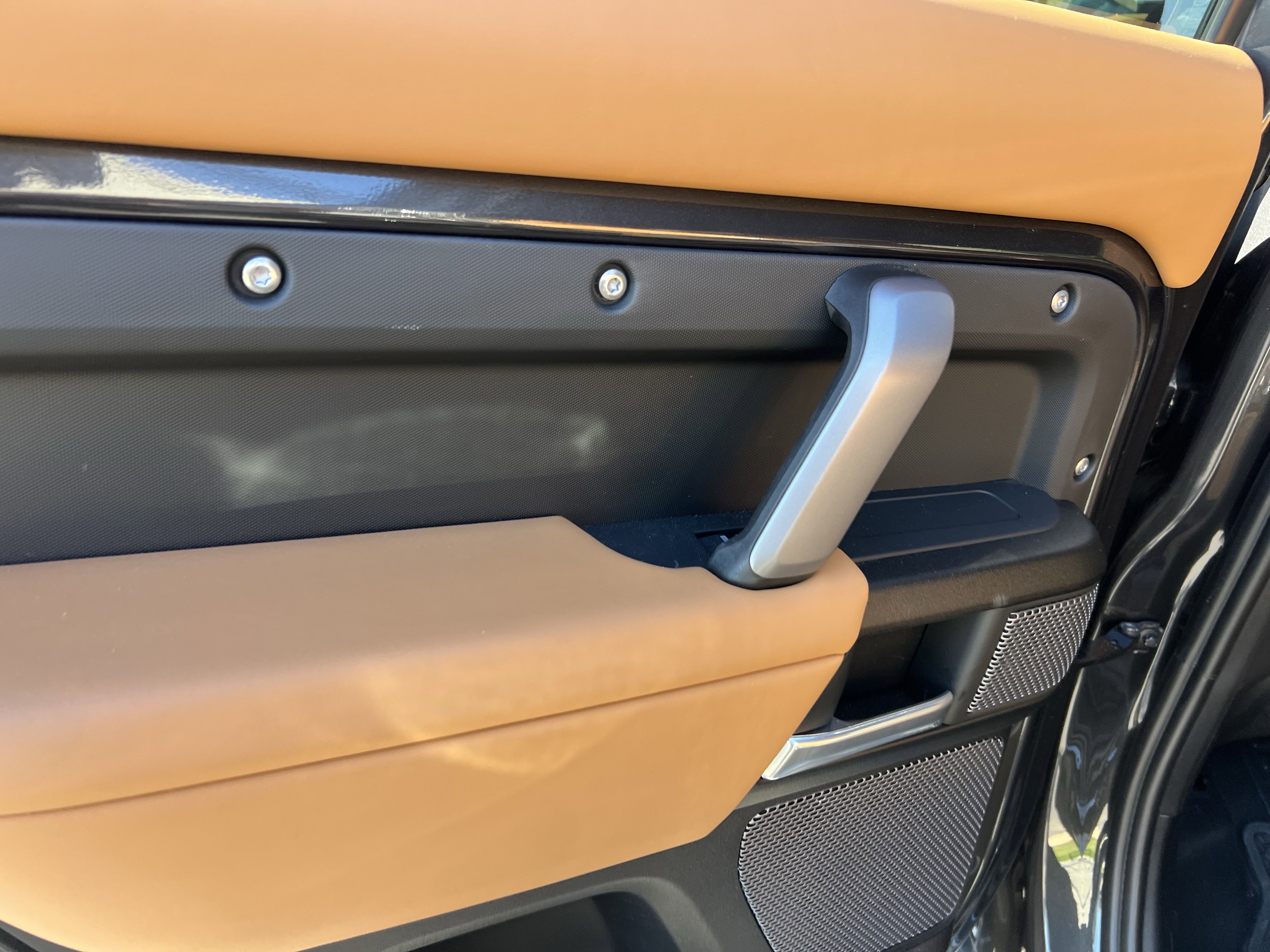 Certified 2024 Land Rover Defender 110 Carpathian Edition AWD/4WD image 31