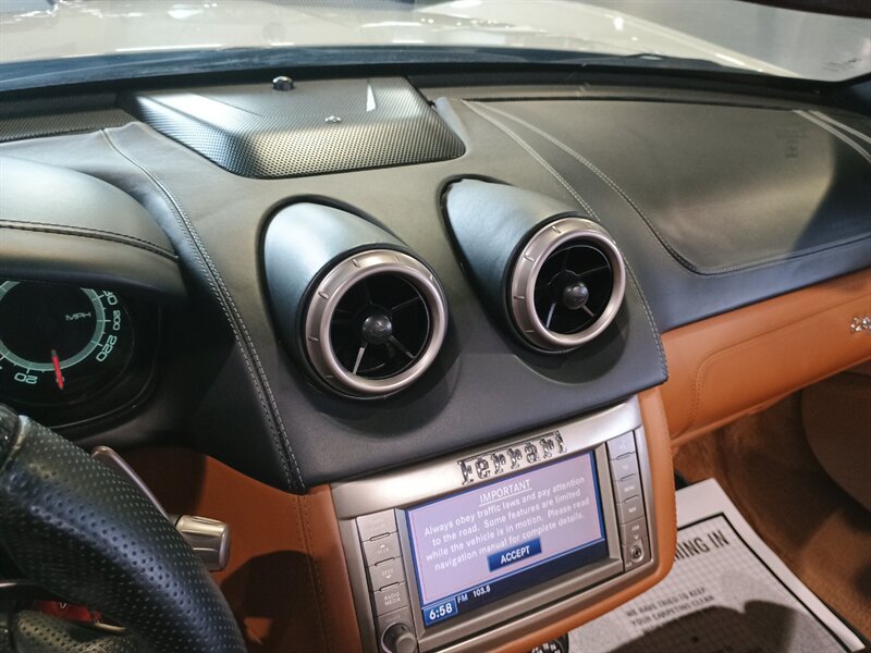 Used 2011 Ferrari California RWD image 21