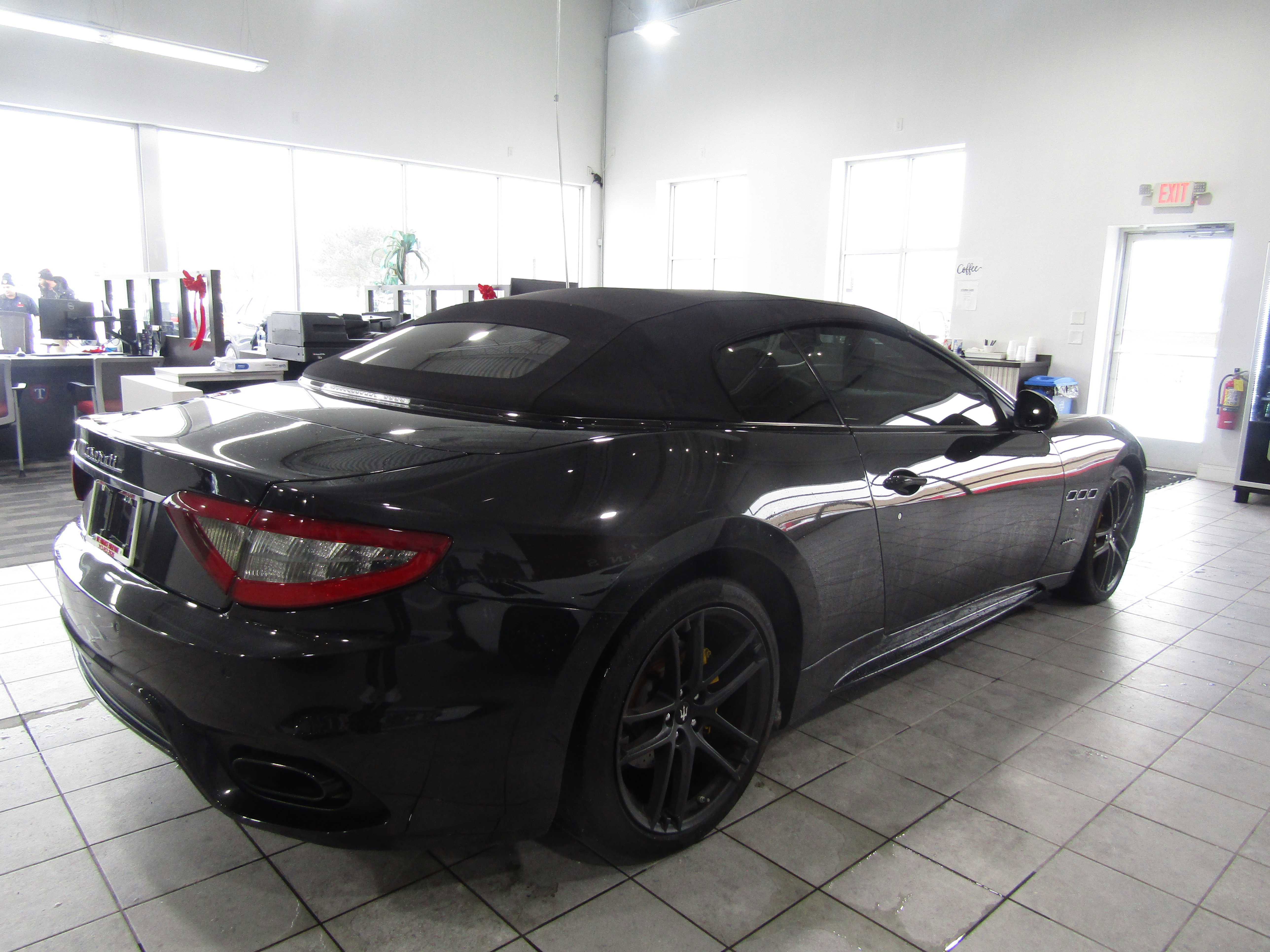 Used 2018 Maserati GranTurismo Sport image 3