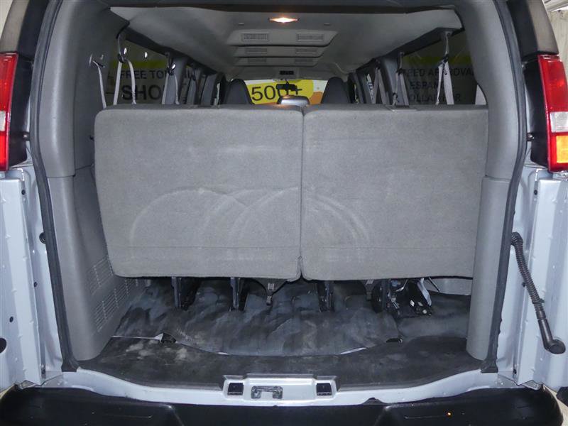 Used 2022 Chevrolet Express 3500 LS RWD image 8