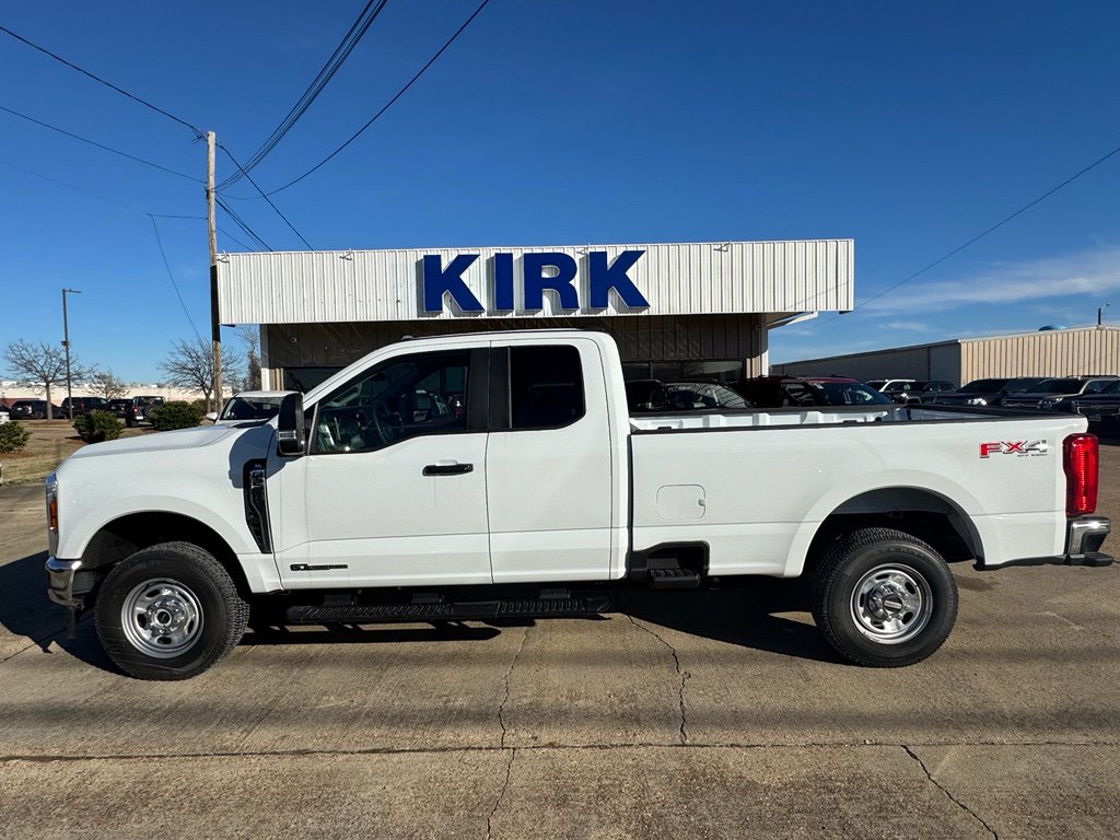 Used 2025 Ford F250 XL w/ XL Driver Assist Package image 2