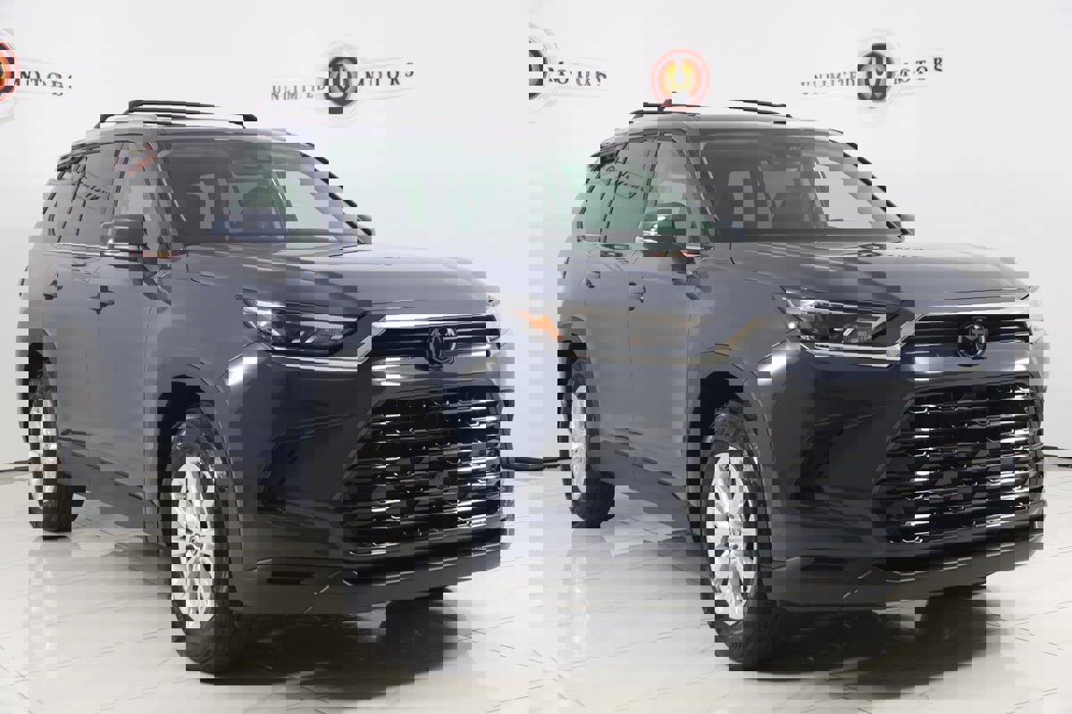 Used 2024 Toyota Grand Highlander XLE image 21