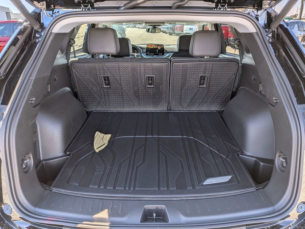 New 2026 Chevrolet Blazer LT w/ LPO, Floor Liner Package FWD image 27