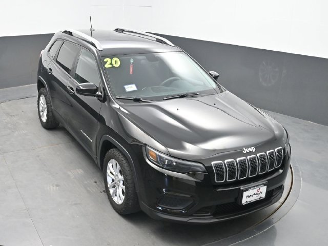 Used 2020 Jeep Cherokee Latitude FWD image 27