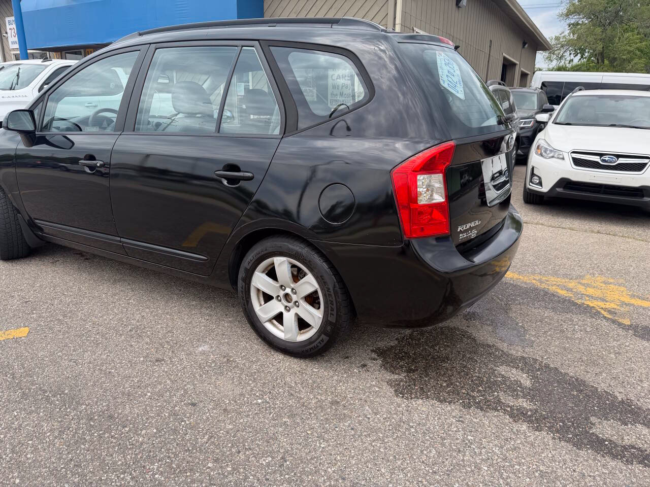 Used 2007 Kia Rondo LX w/ Convenience Pkg FWD image 23