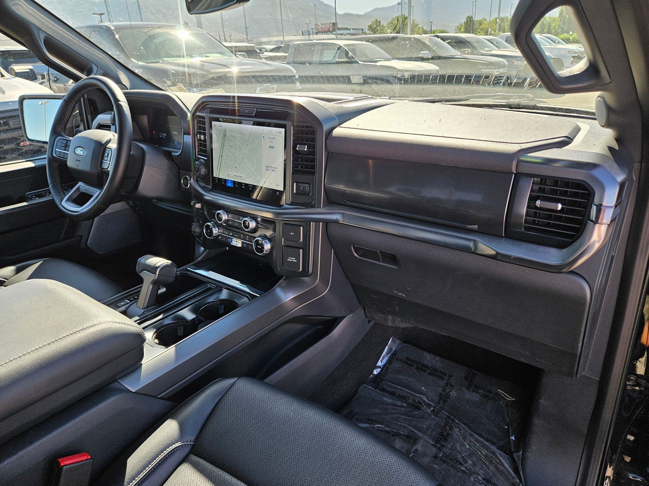 Used 2025 Ford F150 Lariat AWD/4WD image 32