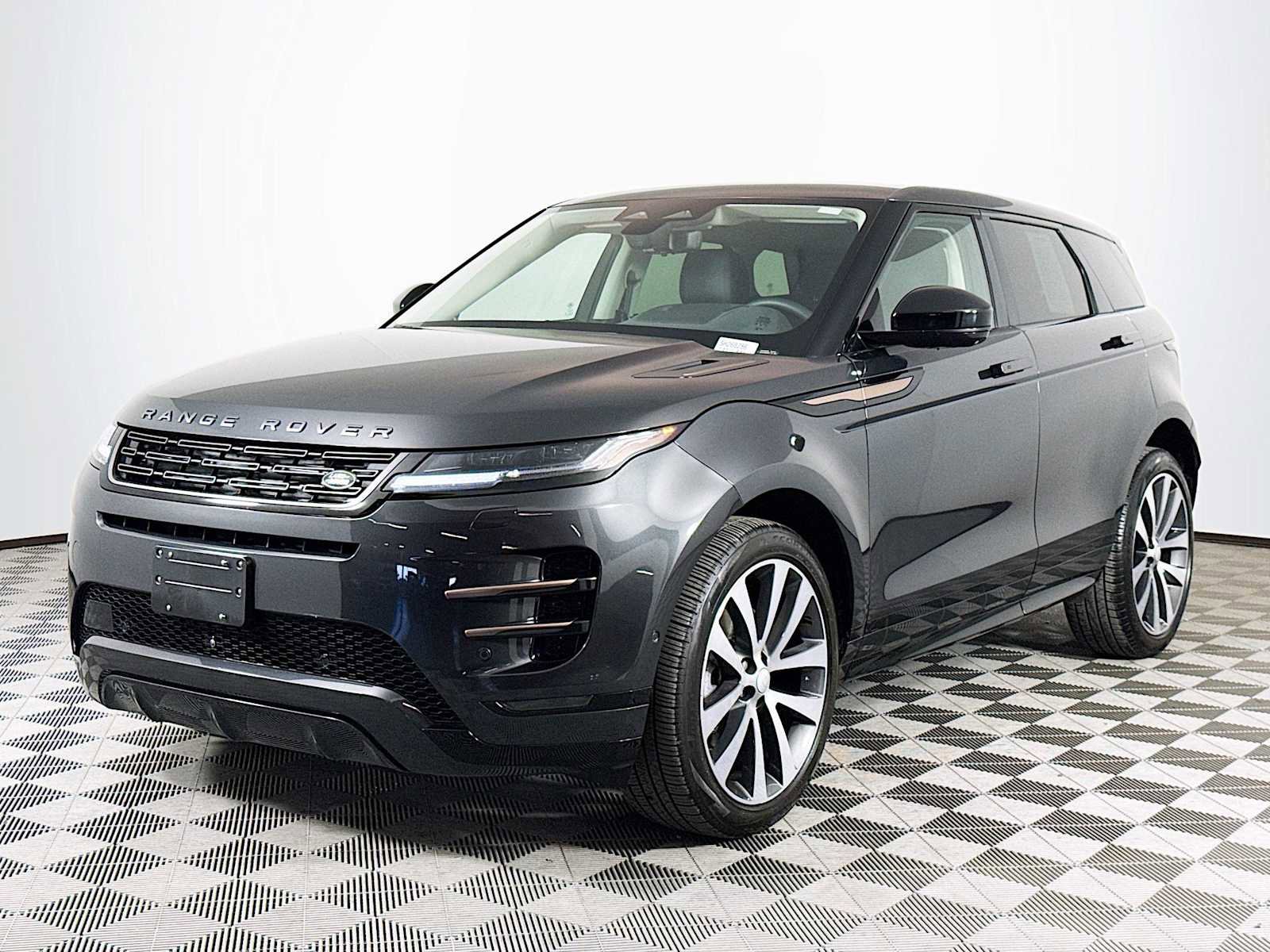 Used 2025 Land Rover Range Rover Evoque Dynamic SE