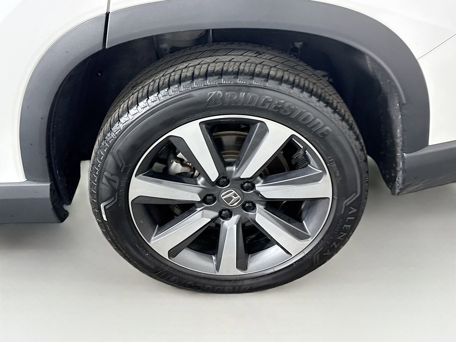 Used 2023 Honda Pilot Touring image 16