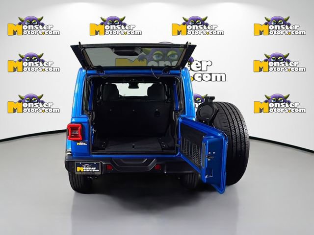 Used 2024 Jeep Wrangler Unlimited Sahara w/ Safety Group AWD/4WD image 25