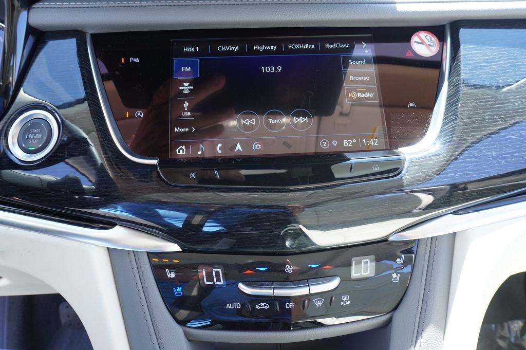 Certified 2025 Cadillac XT6 Premium Luxury AWD/4WD image 21