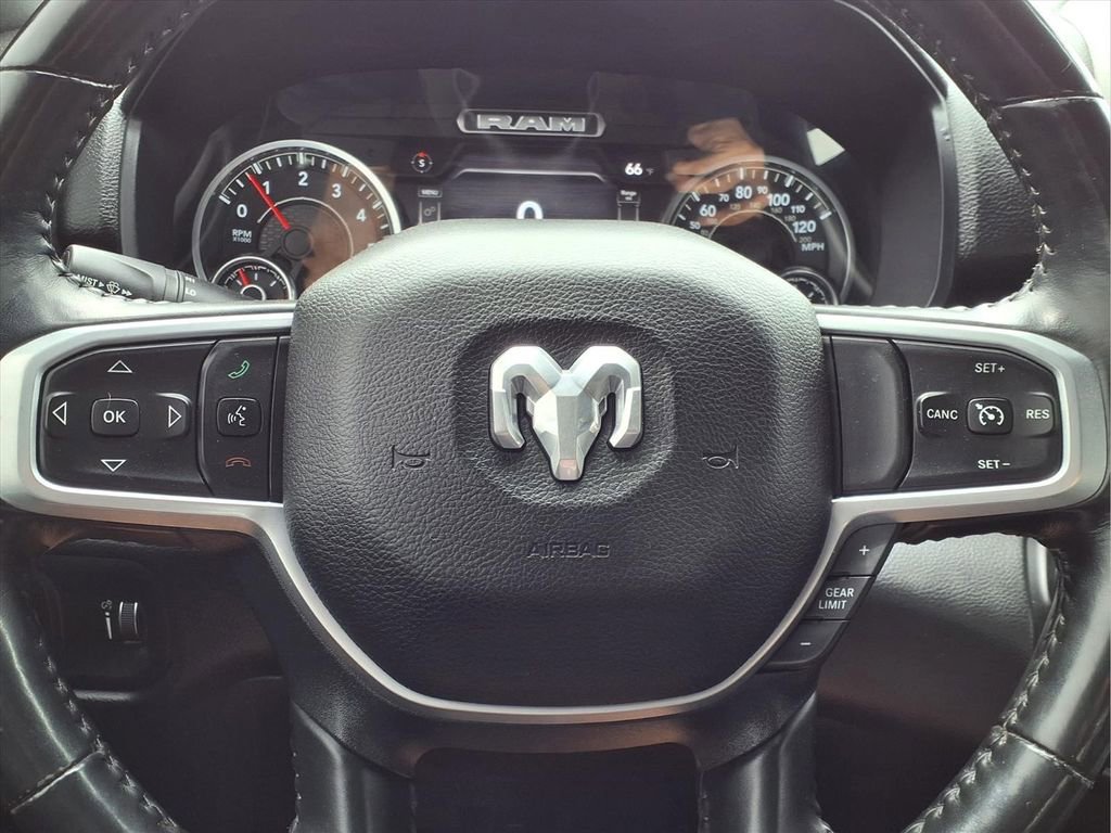 Used 2022 RAM 1500 Big Horn AWD/4WD image 20