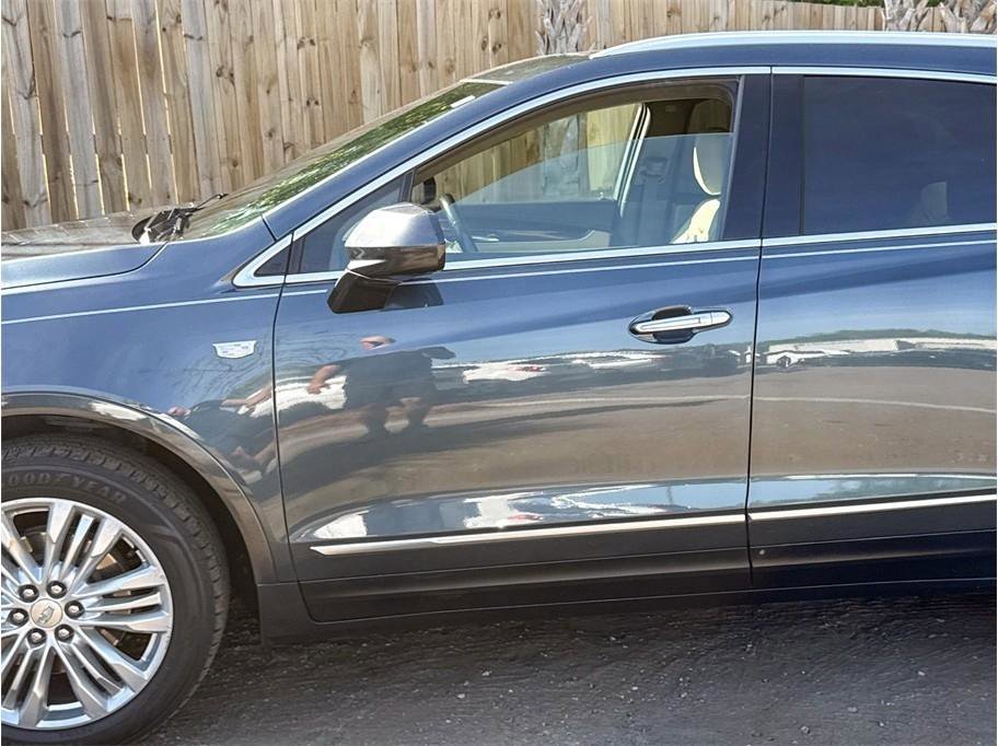 Used 2019 Cadillac XT5 Premium Luxury FWD image 18