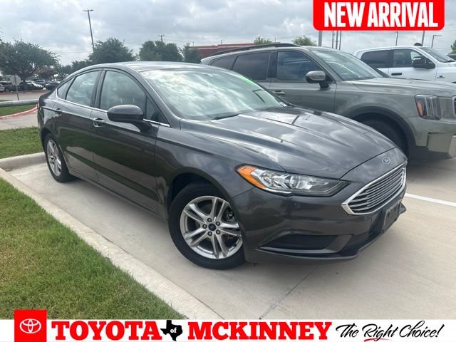 Used 2018 Ford Fusion SE FWD image 1