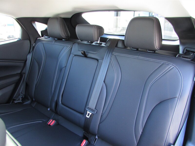 Used 2022 Ford Mustang Mach-E Premium RWD image 23