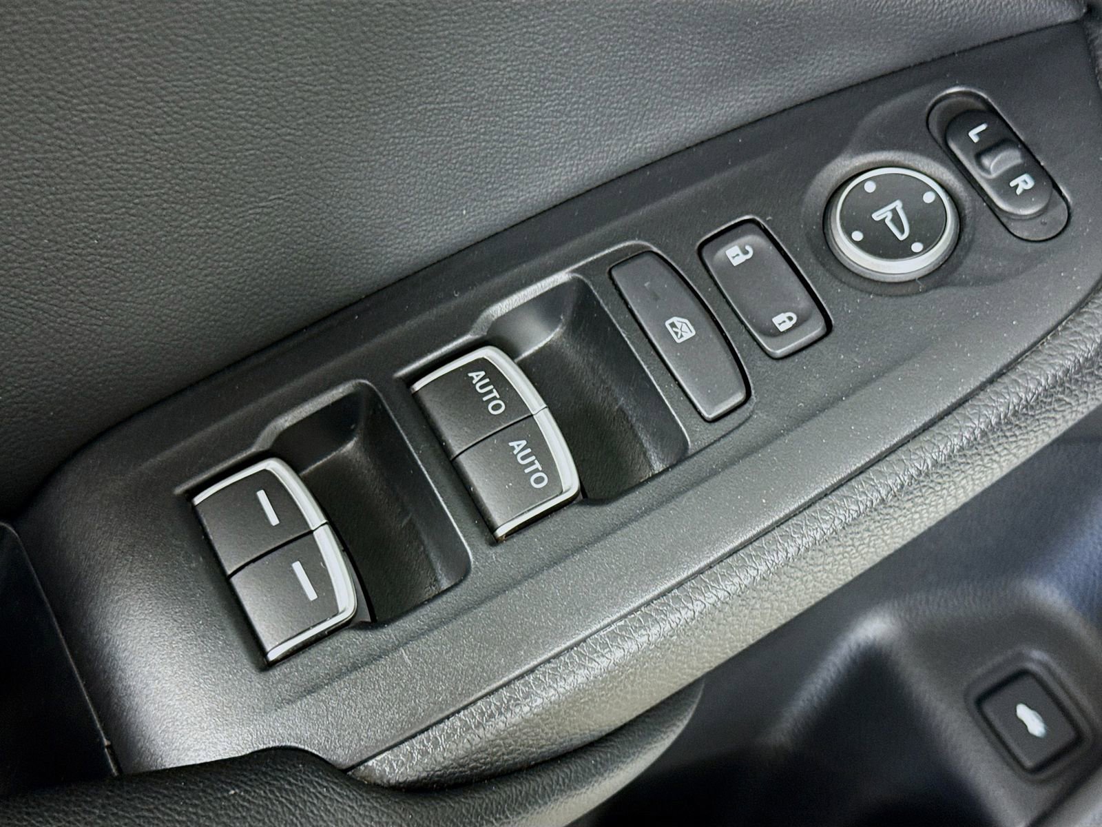 Used 2022 Honda Accord Sport image 17