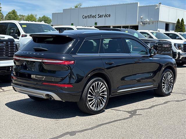 Used 2020 Lincoln Corsair Reserve w/ Equipment Group 201A AWD/4WD image 2