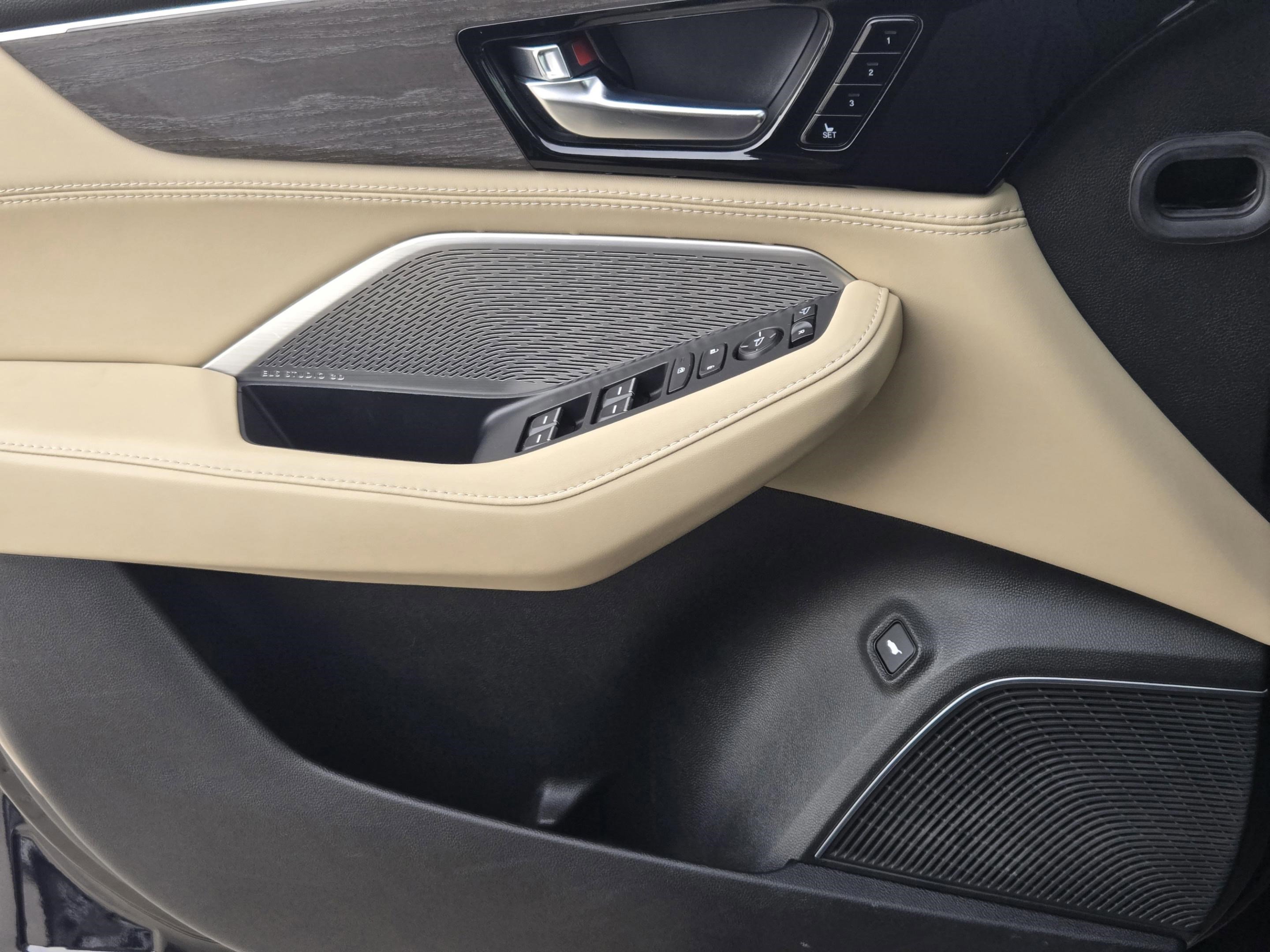 Certified 2023 Acura MDX SH-AWD w/ Advance Package image 31