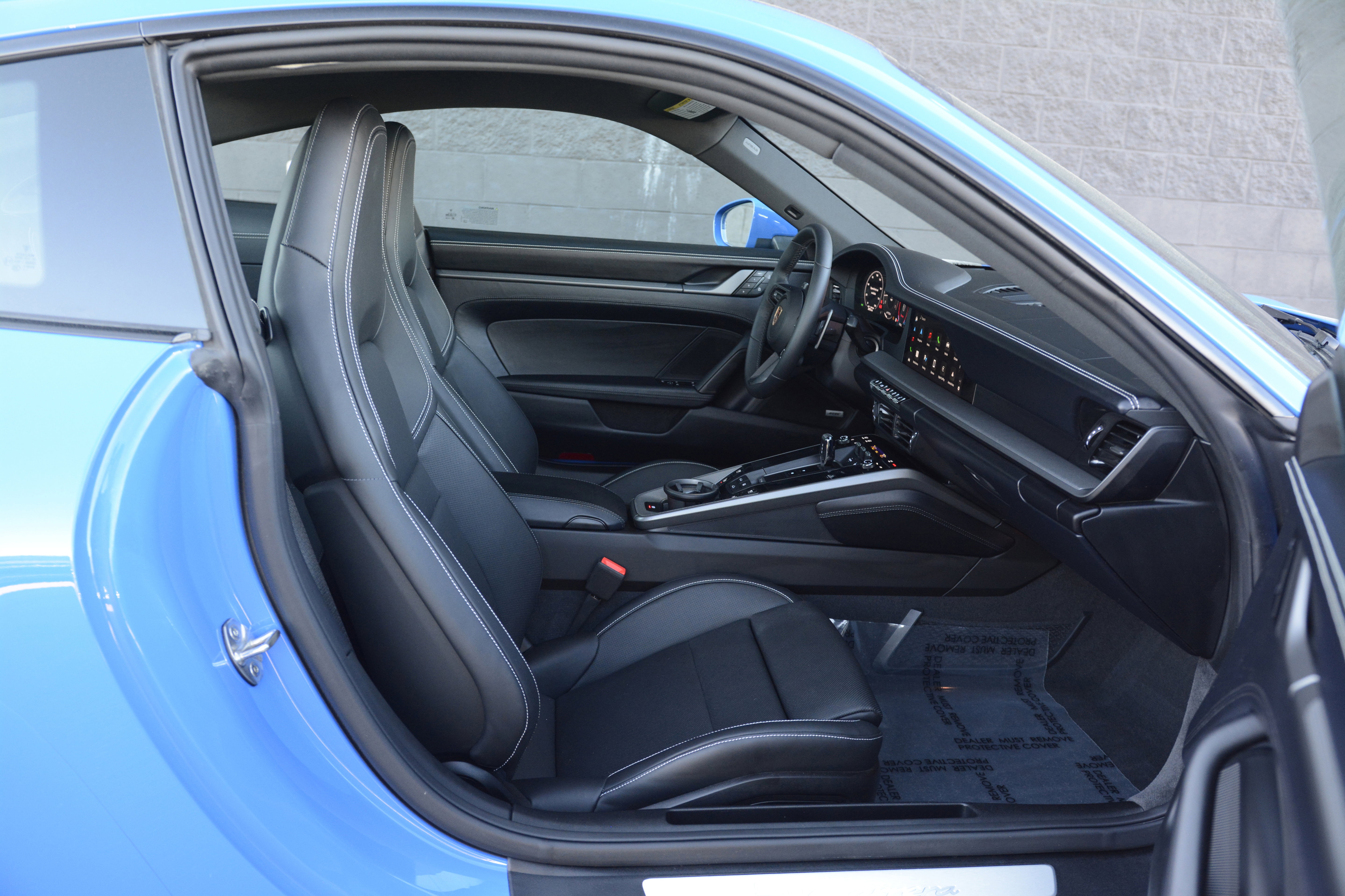 Certified 2025 Porsche 911 Carrera RWD image 25